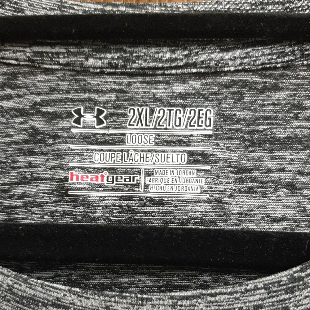 Under Armour Men's Heathered Gray Performance Short Sleeve Tee - Picture 2 of 3